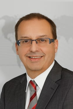 Armin Ospelt, Senior Director Global Marketing Ivoclar Vivadent.